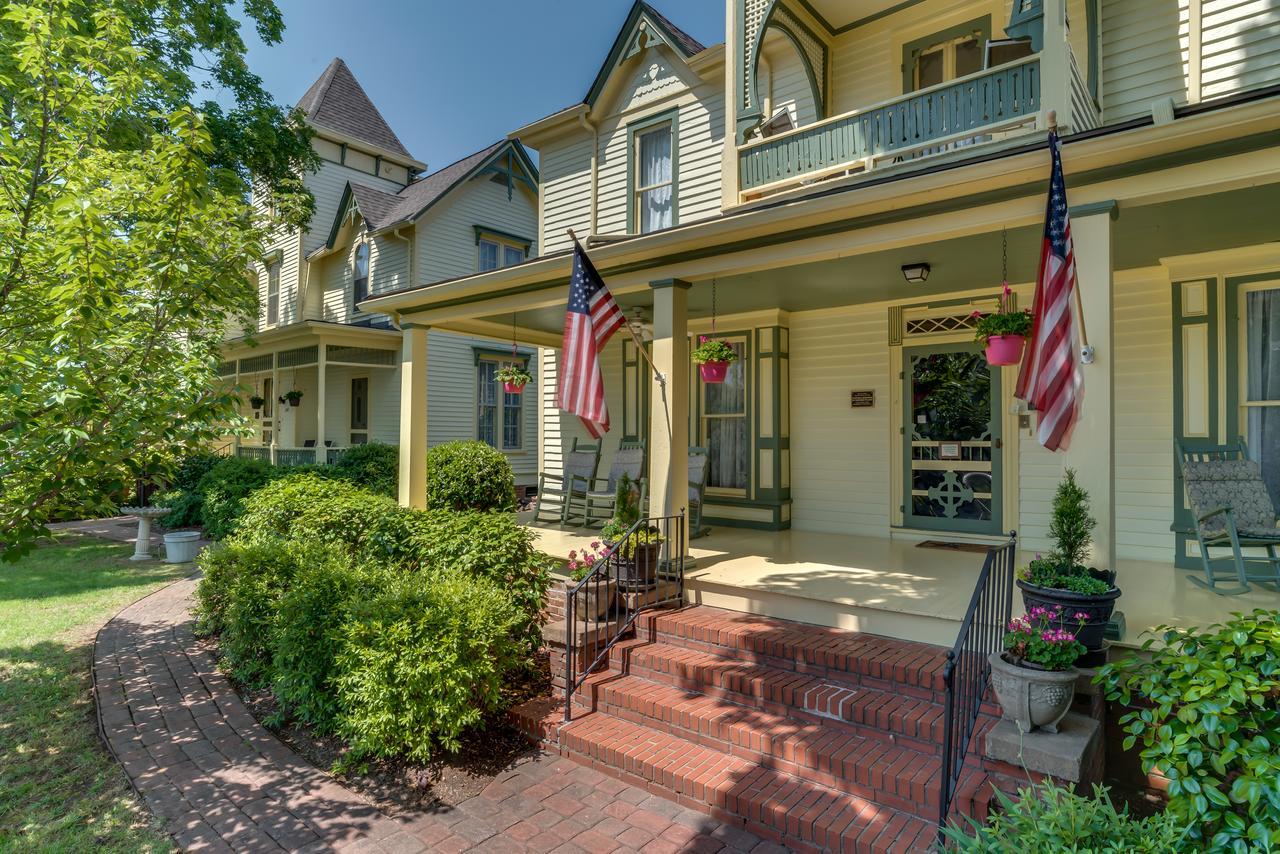 Carrier Houses Bed & Breakfast Разерфордтон Екстер'єр фото